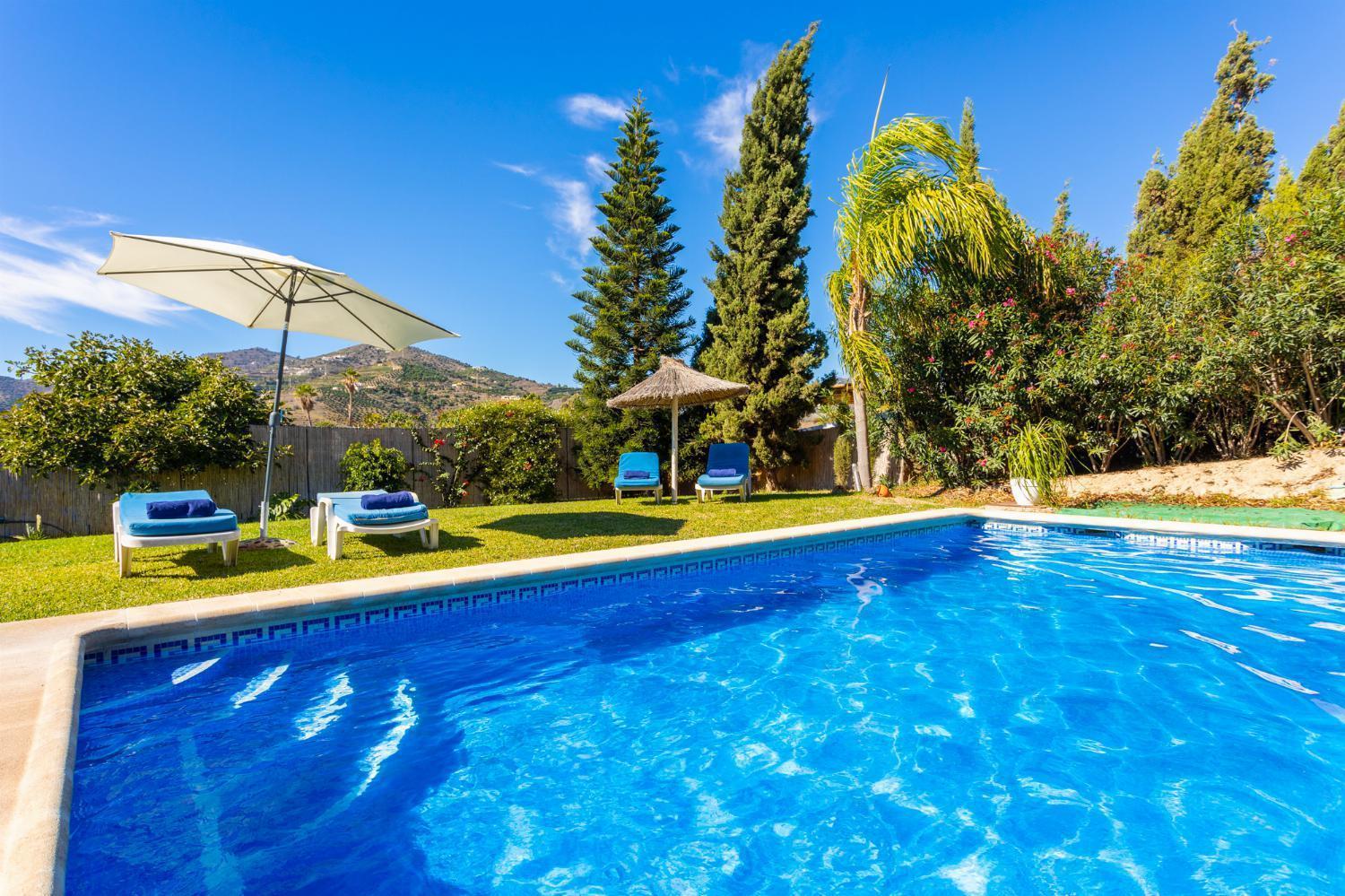 Villa Loli Imaroga One Nerja Eksteriør billede